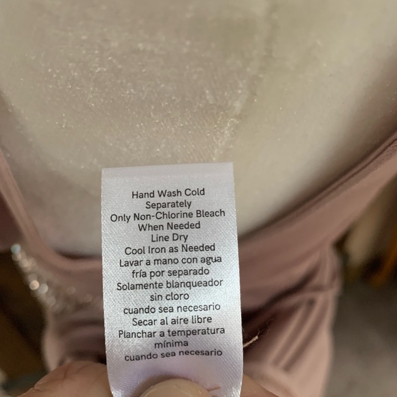 💚5/$25💚VENUS tunic with high/low hem size XS - Picture 8 of 9